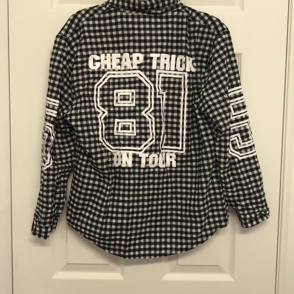 Cheap Trick 81 Flannel - Picture 2 of 2